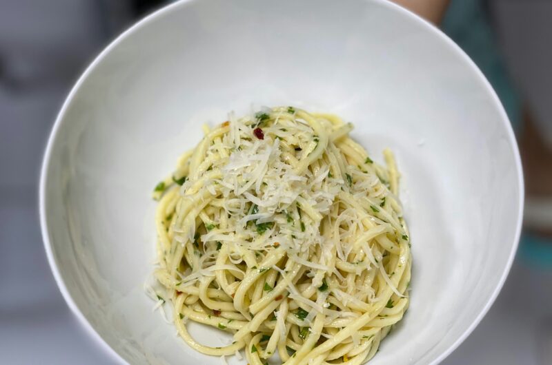 Μακαρόνια με σκόρδο & λάδι (Aglio e olio)